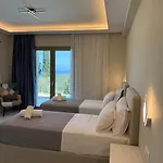 Seaforest Villa, Grand New! 2 Km From * Corfu (city)