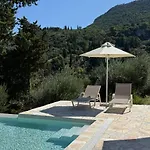 Seaforest Villa, Grand New! 2 Km From * Corfu (city)