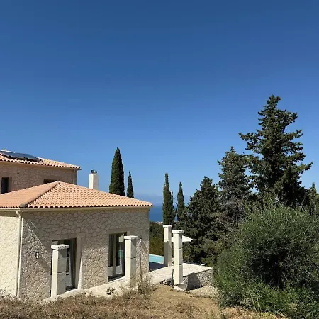 Seaforest Villa, Grand New! 2 Km From