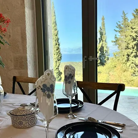 Seaforest Villa, Grand New! 2 Km From *