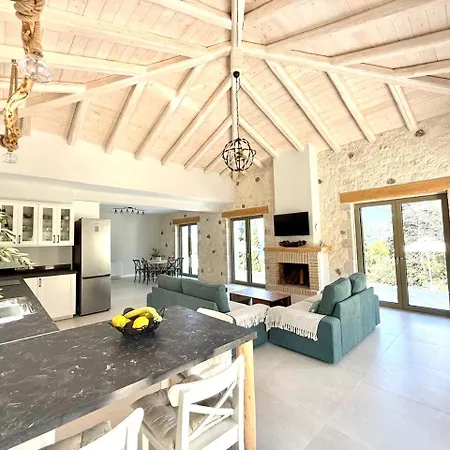 Seaforest Villa, Grand New! 2 Km From *