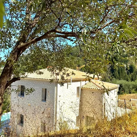 Seaforest Villa, Grand New! 2 Km From
