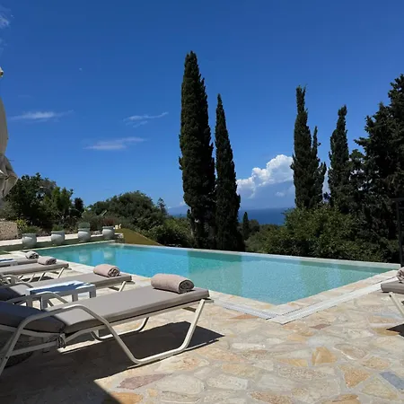 Seaforest Villa, Grand New! 2 Km From