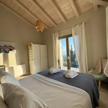 Seaforest Villa, Grand New! 2 Km From *